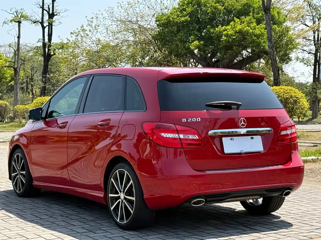 Mercedes-Benz B-Class — миниатюра 14