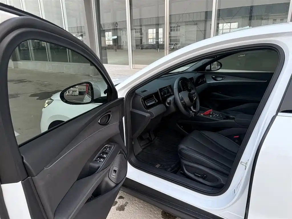 BYD SEAL 06 NEW ENERGY