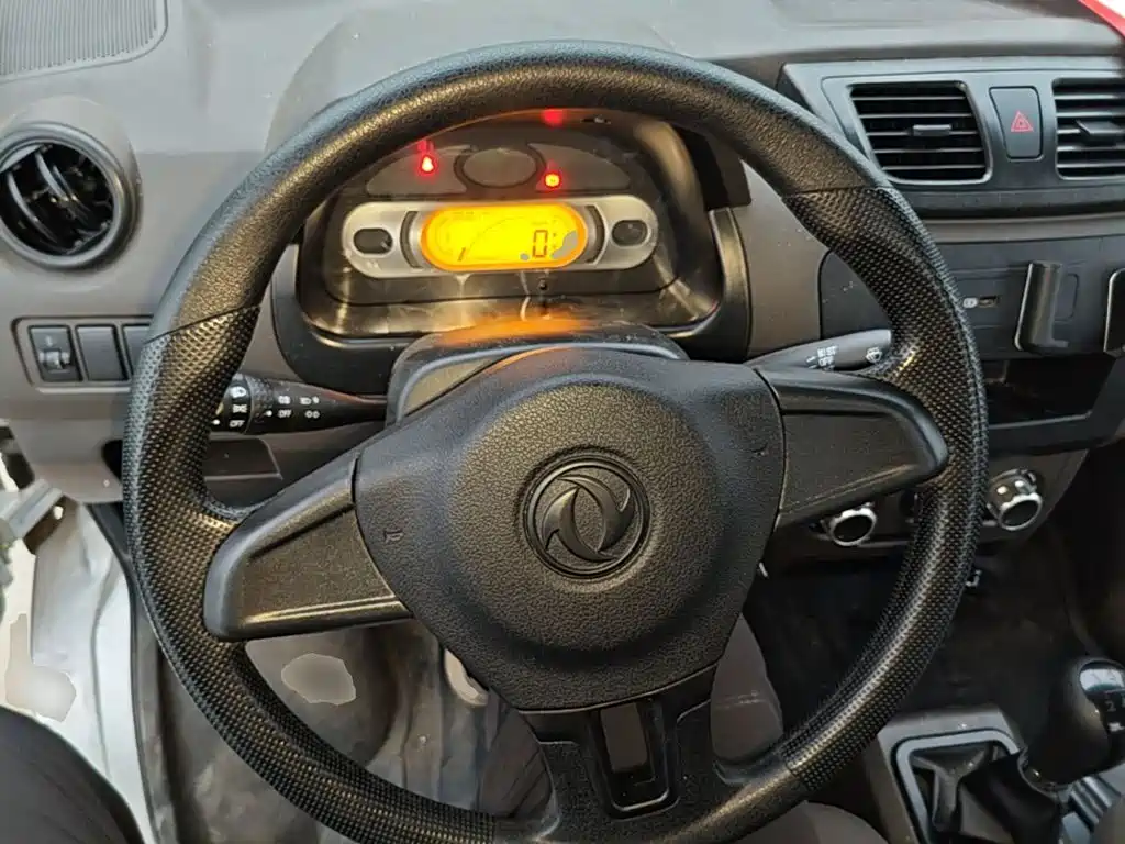 DFSK C31 — миниатюра 11