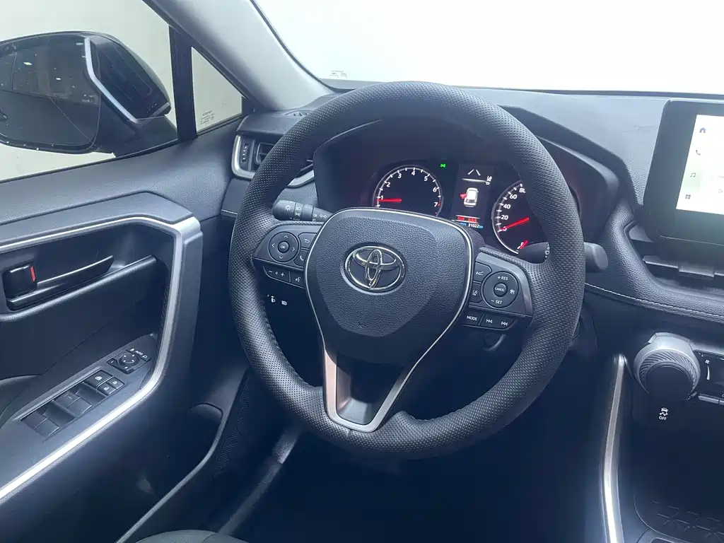 Toyota Wildlander — миниатюра 16