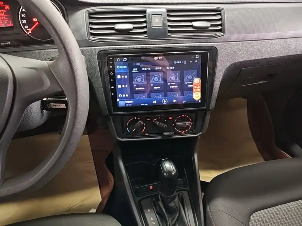 Volkswagen Santana — миниатюра 13