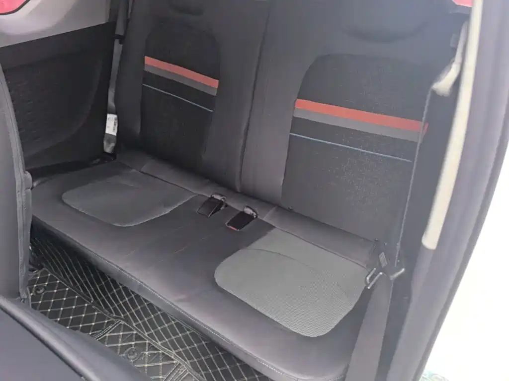 Wuling MINIEV — миниатюра 17