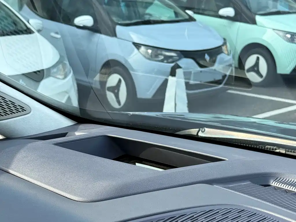Buick GL8 Hybrid — миниатюра 11