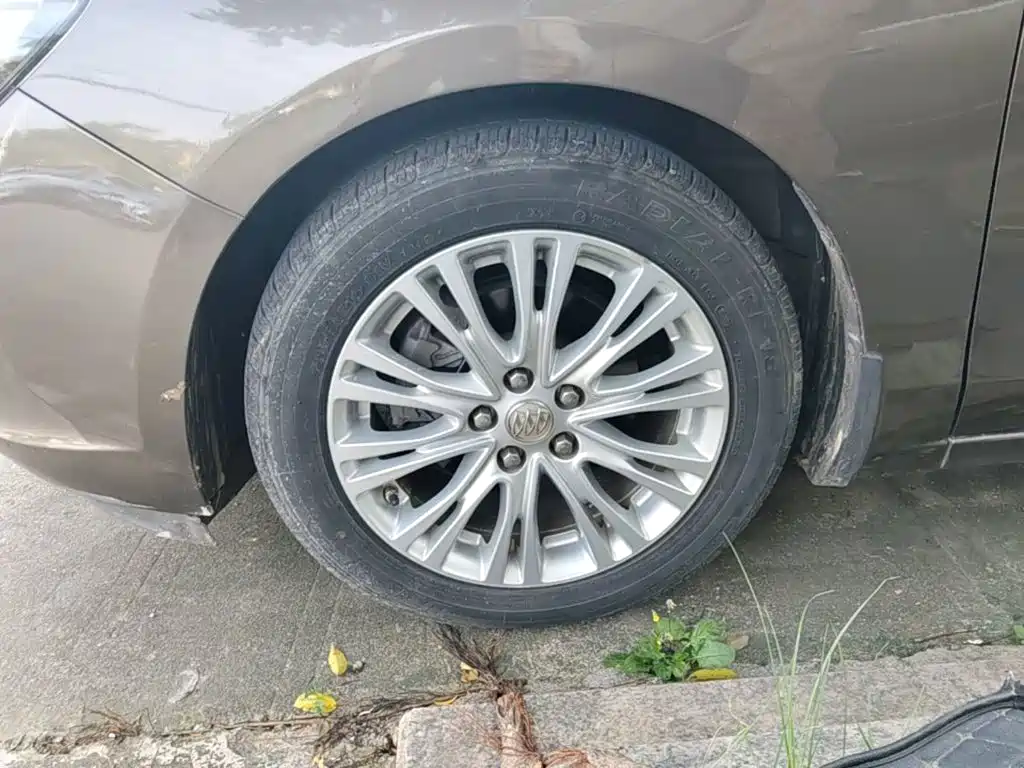 Buick Excelle — миниатюра 23