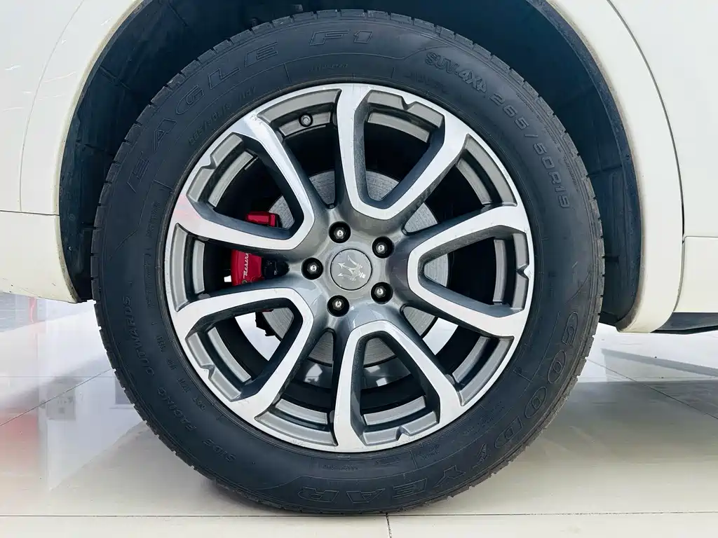 Maserati Levante — миниатюра 22