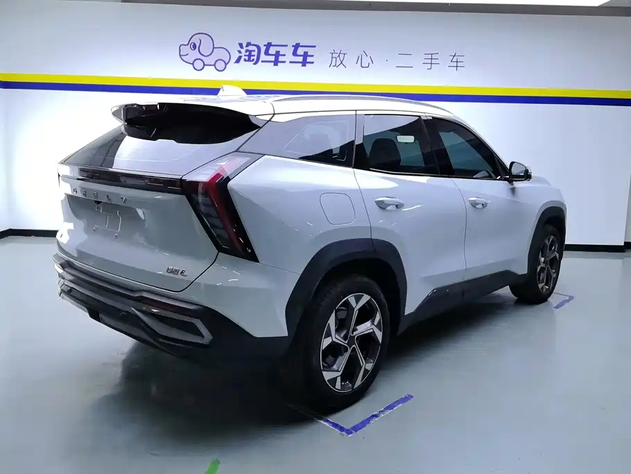 Geely Boyue L — миниатюра 3