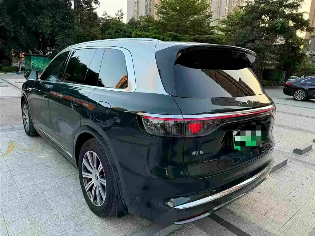 AITO AITO M8 — миниатюра 4