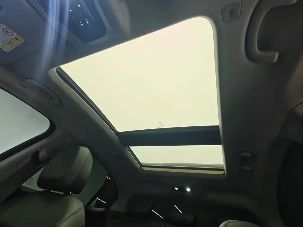 Alfa Romeo Stelvio — миниатюра 13