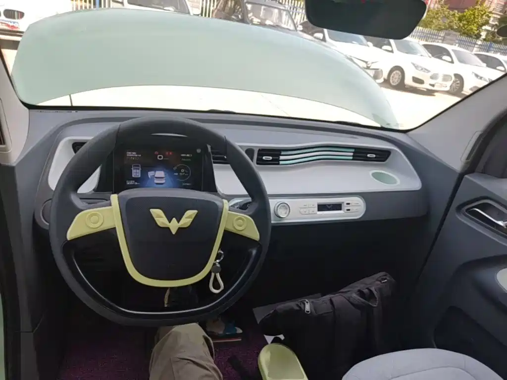 Wuling MINIEV — миниатюра 10