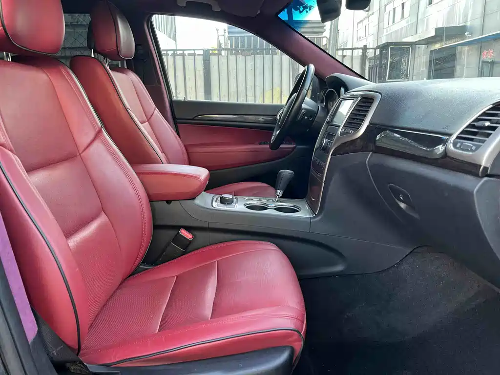 Jeep Grand Cherokee (Import) 3.6L Comfort Enjoy Navigation Edition, фото 20