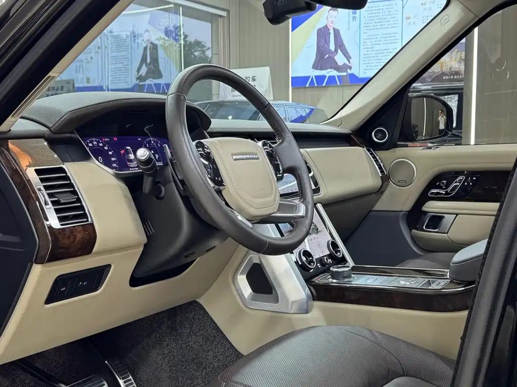 Land Rover Range Rover — миниатюра 18