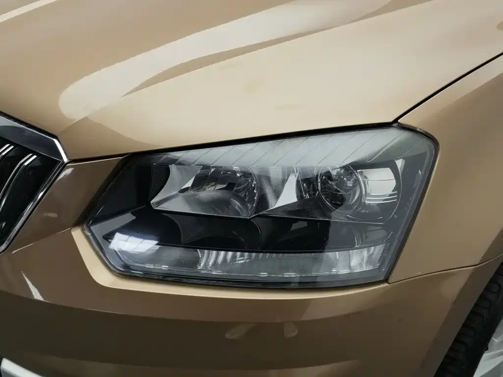 Skoda Yeti — миниатюра 7