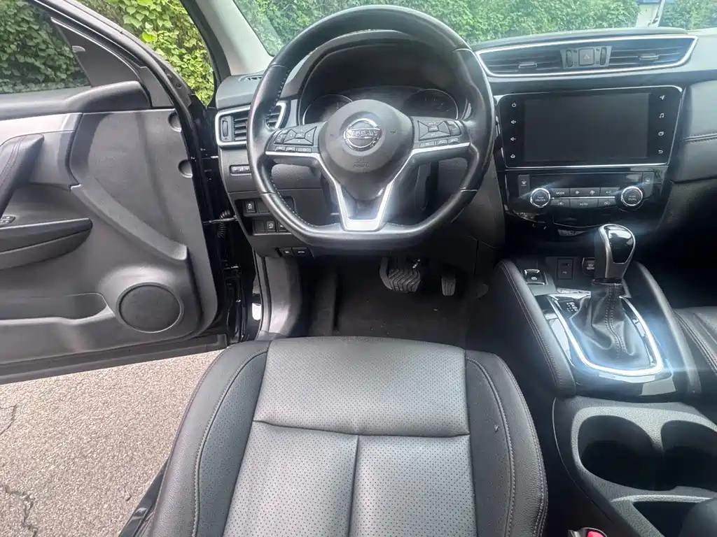Nissan Qashqai — миниатюра 20