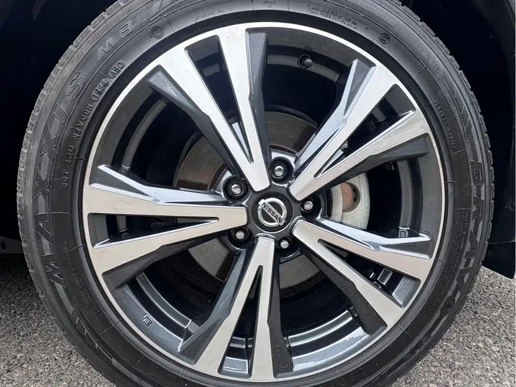 Nissan Qashqai — миниатюра 24