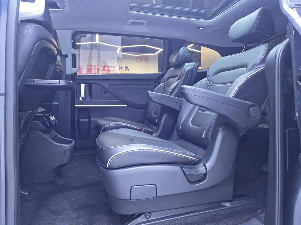Hyundai Custo — миниатюра 19