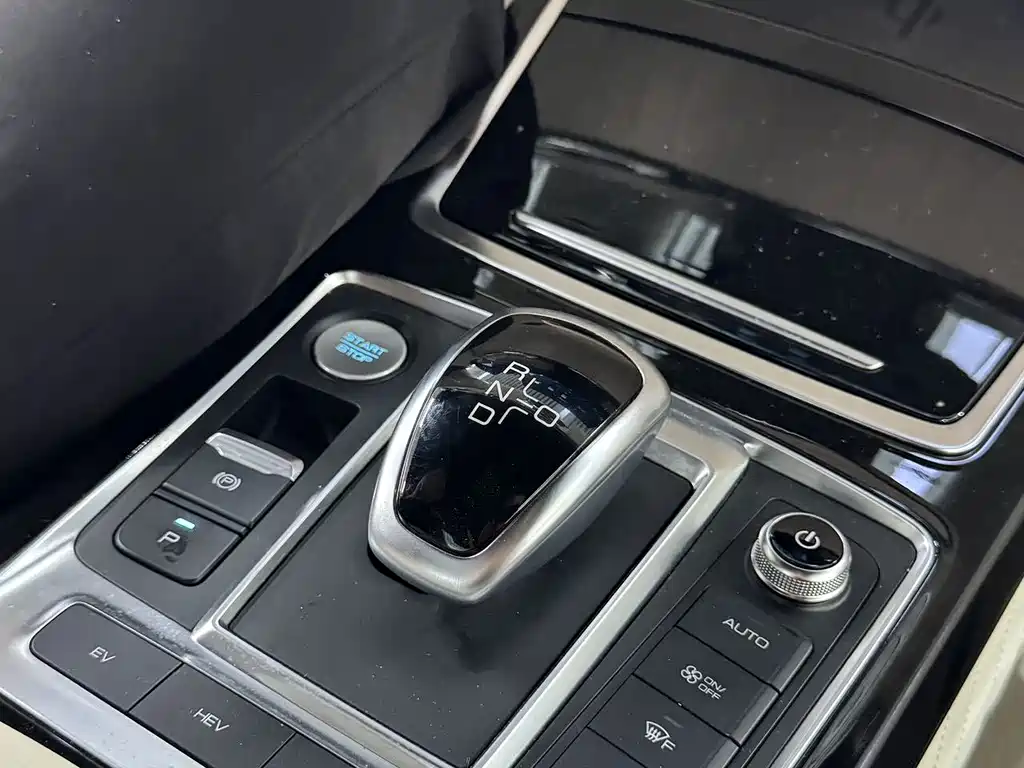 SONGSAN MOTORS SS DOLPHIN