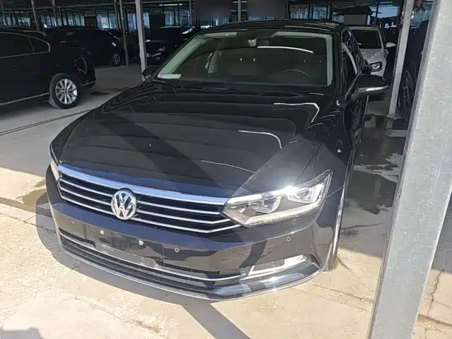 Volkswagen Magotan