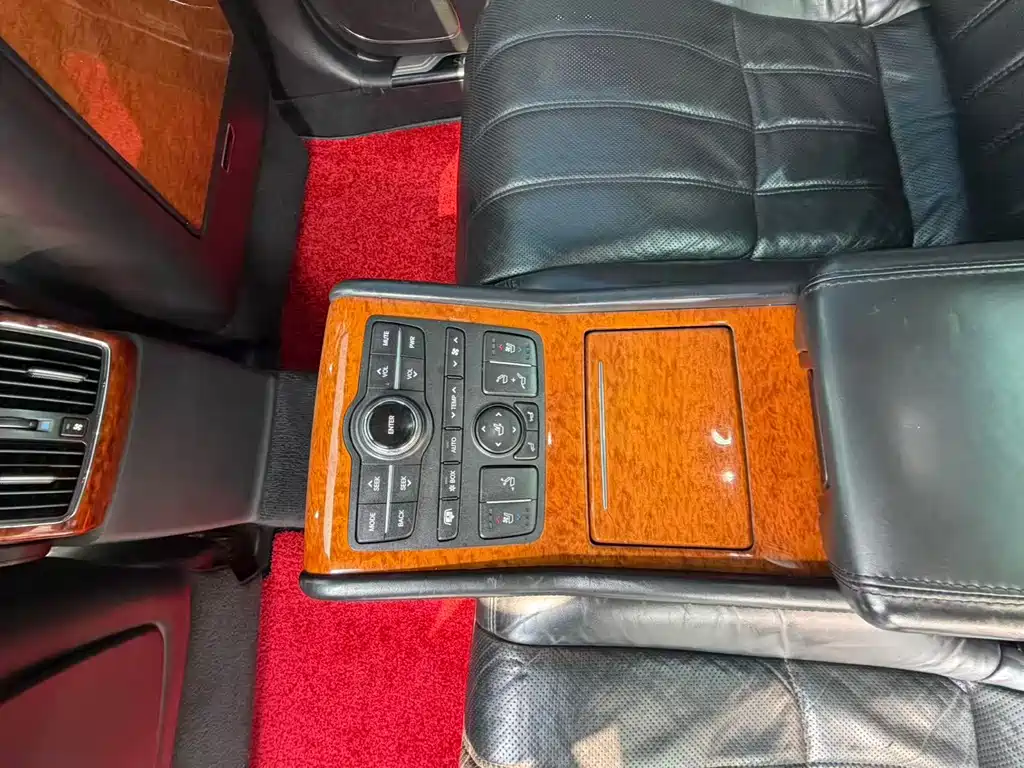 Hyundai Equus — миниатюра 20