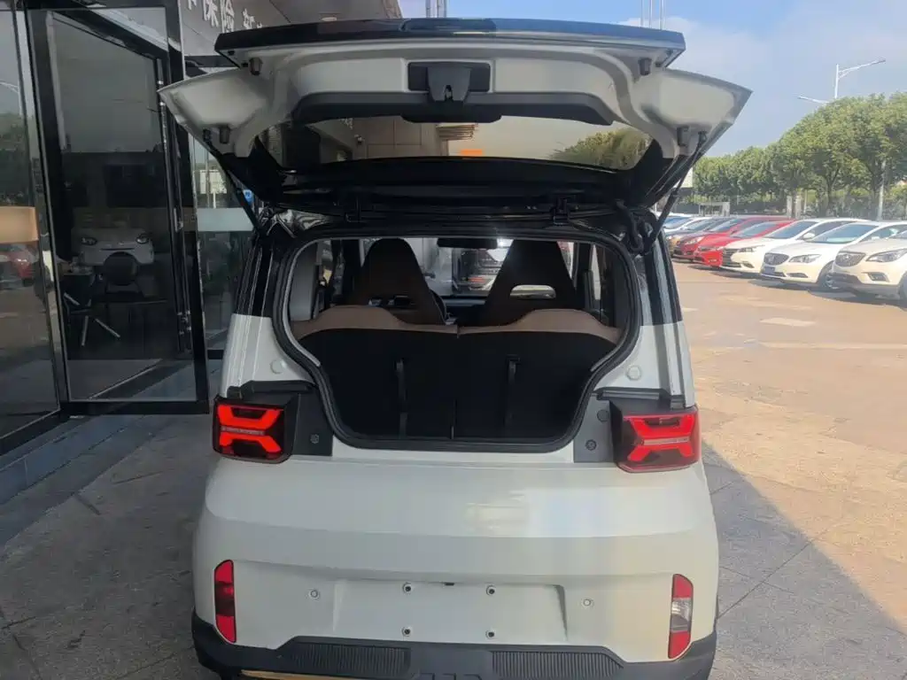 Wuling MINIEV — миниатюра 19