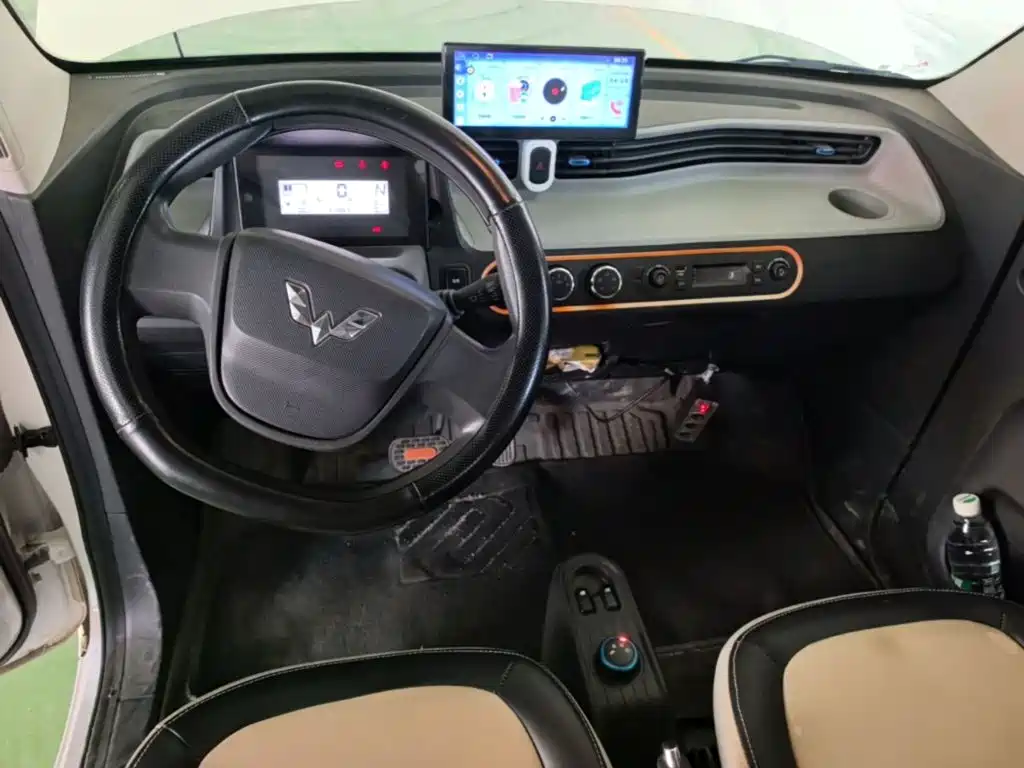 Wuling MINIEV — миниатюра 10