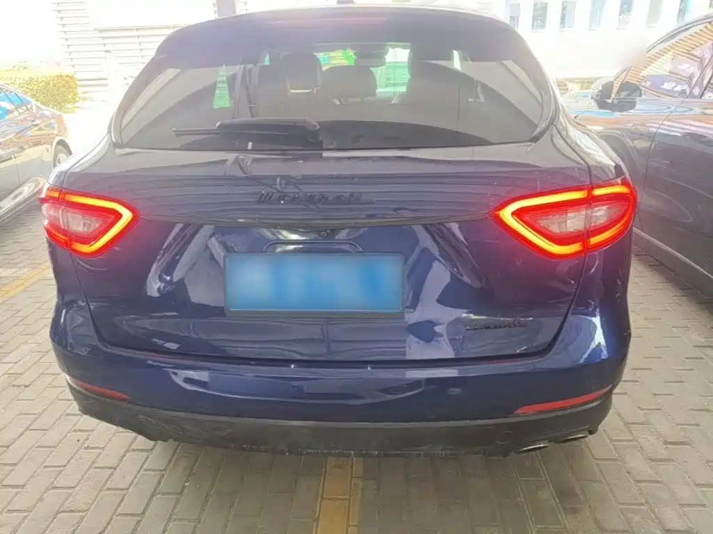 Maserati Levante — миниатюра 6