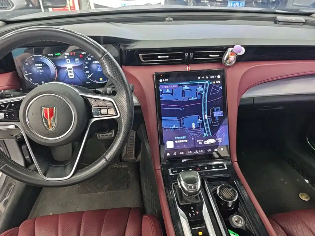 Hongqi Hongqi H5 — миниатюра 10