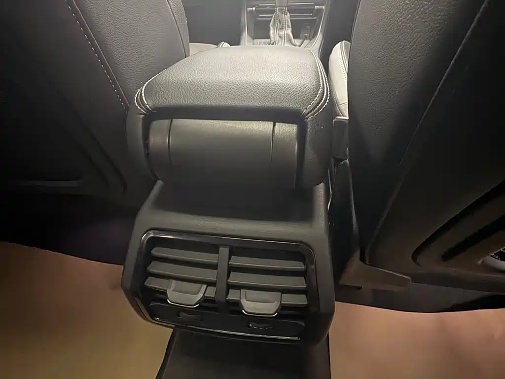 Audi Q3 — миниатюра 12