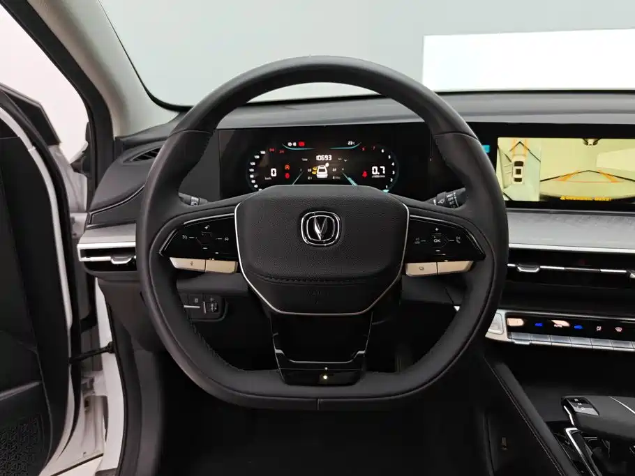Changan Eado — миниатюра 15