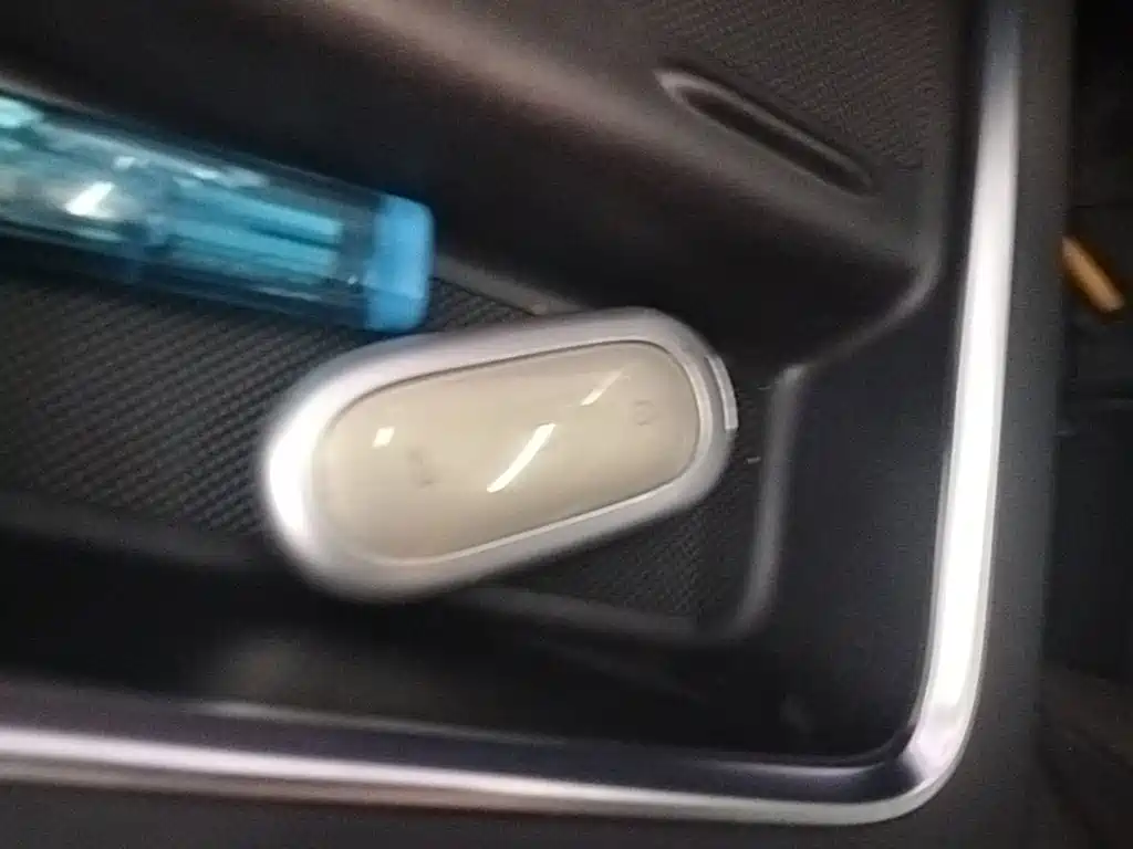 Li Auto Li L9 — миниатюра 9