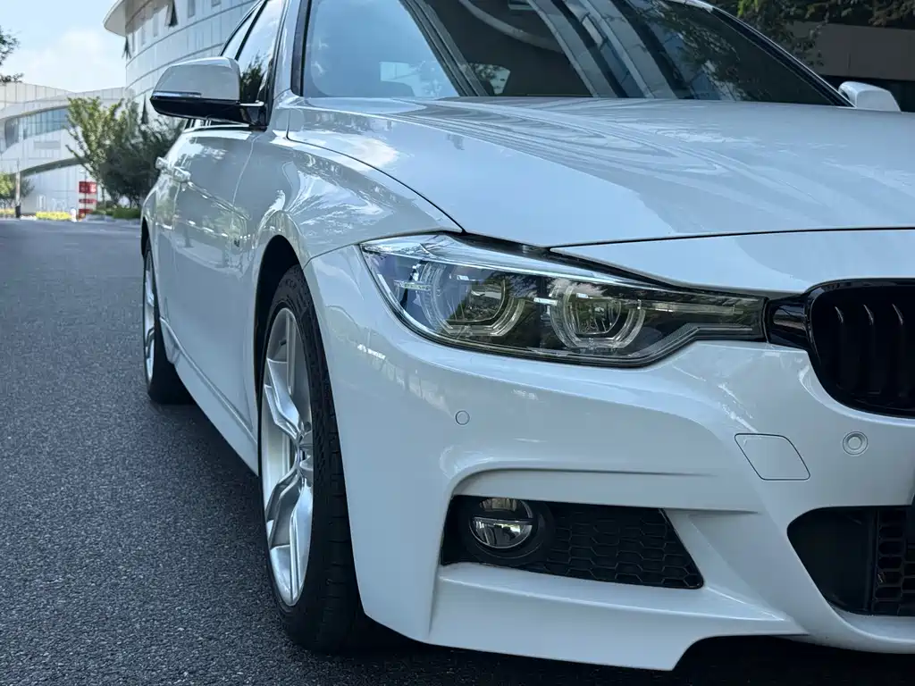 BMW 3 Series — миниатюра 4