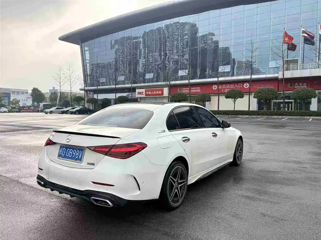 MERCEDES-BENZ C CLASS