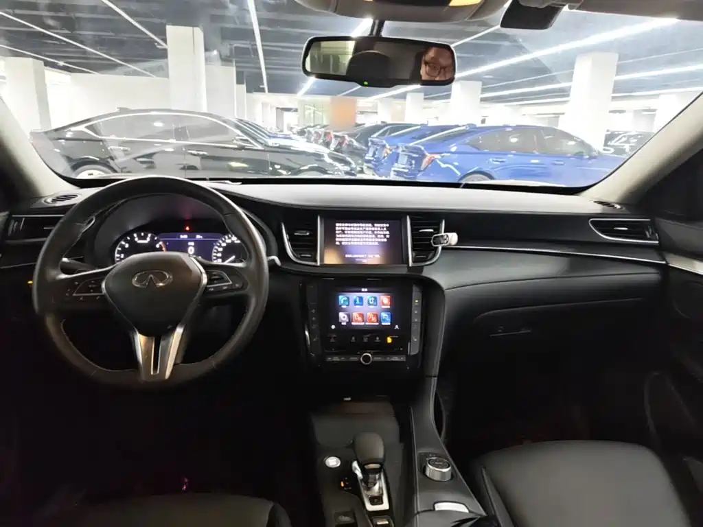 Infiniti QX50 — миниатюра 10