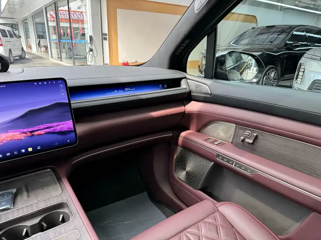 NIO ES8 — миниатюра 28