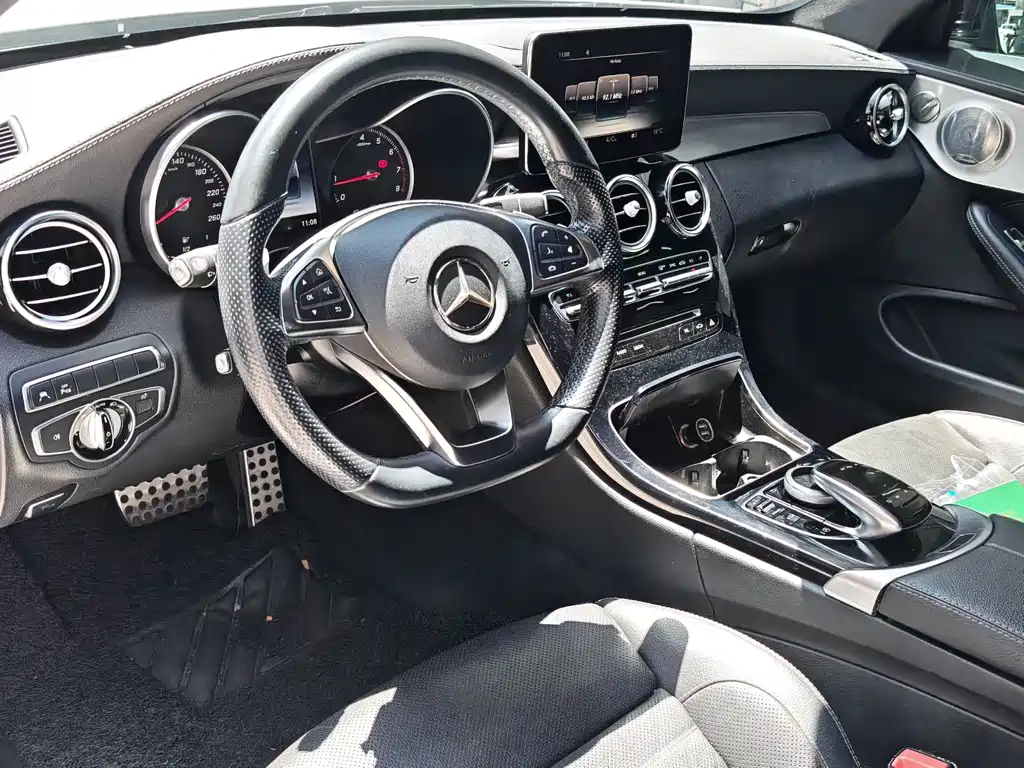 Mercedes-Benz C-Class (Import) — миниатюра 3