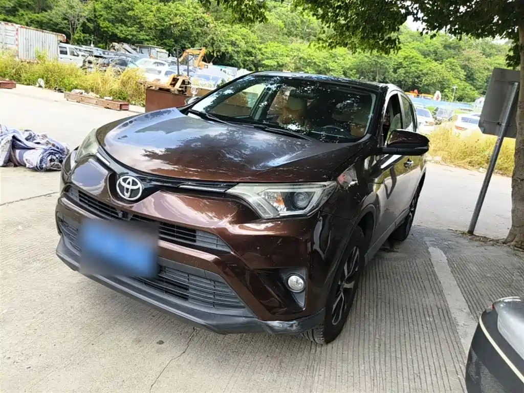 Toyota RAV4 2016 2.0L CVT V
