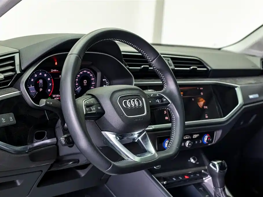 Audi Q3 — фотографии объявления, Фото 17
