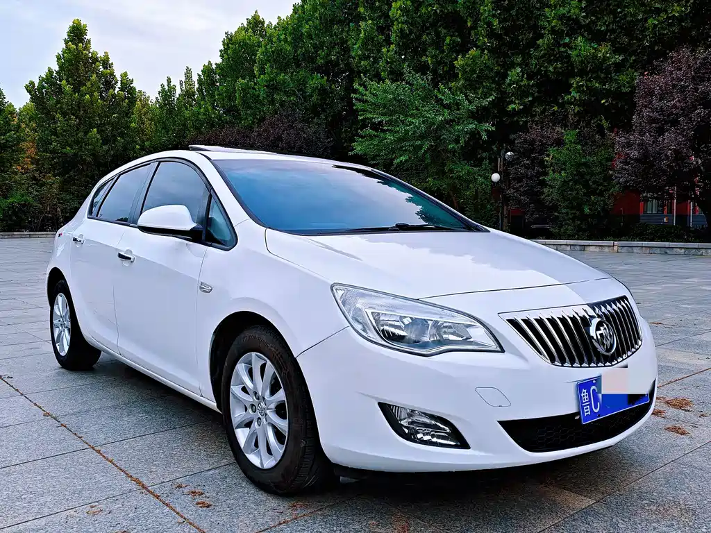 Buick Excelle — миниатюра 7