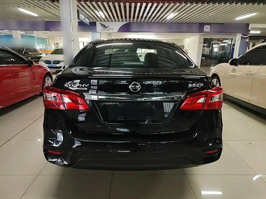 Nissan Sylphy — миниатюра 6