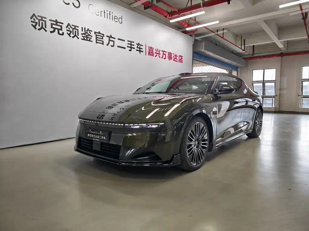 Lynk & Co 10