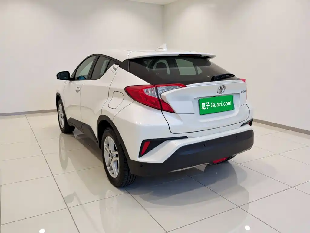 Toyota C-HR — миниатюра 4