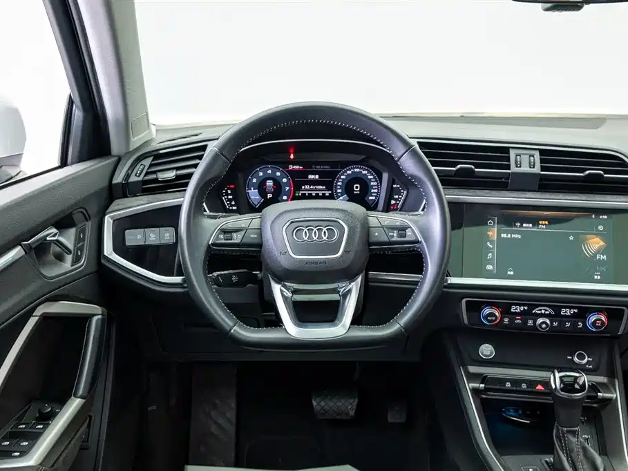 Audi Q3 — фотографии объявления, Фото 18
