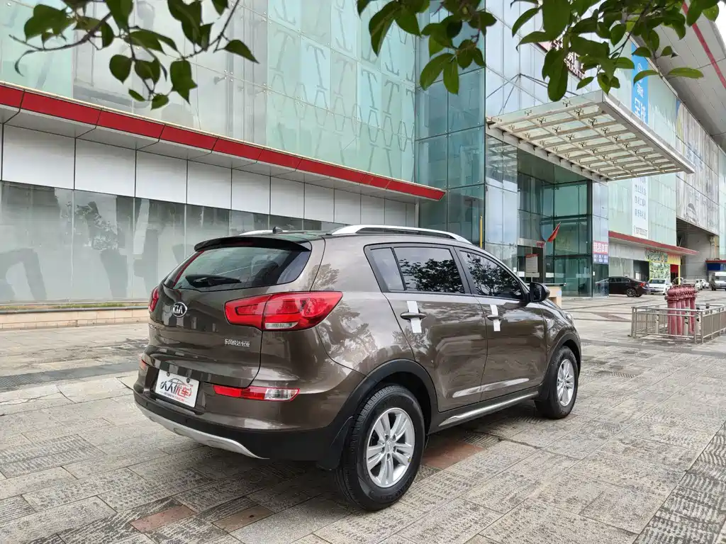 Kia Sportage 2.0L Auto 2WD Edition GL, фото 6