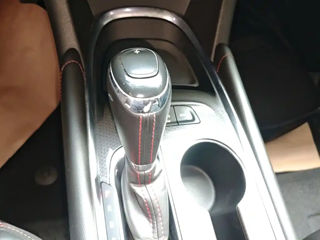 Chevrolet Malibu XL — миниатюра 14
