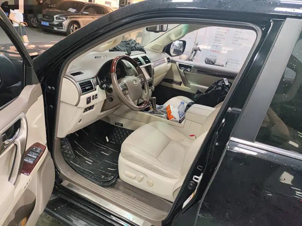 Lexus GX — миниатюра 3