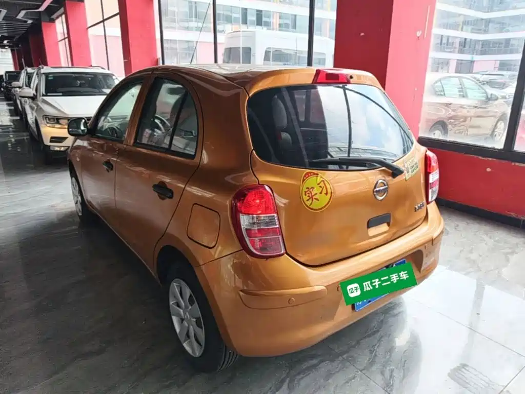 Nissan March — миниатюра 5