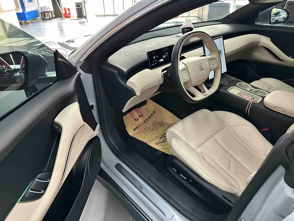 NIO ET5T — миниатюра 4