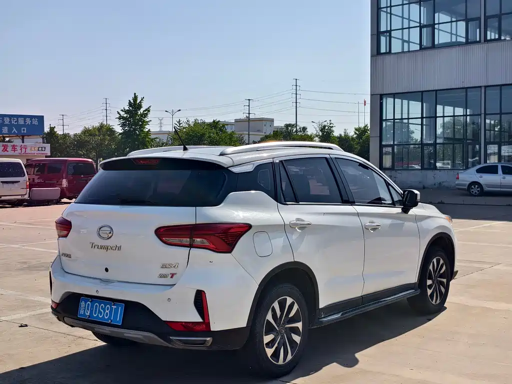 GAC Motor Trumpchi GS4 - фото 4