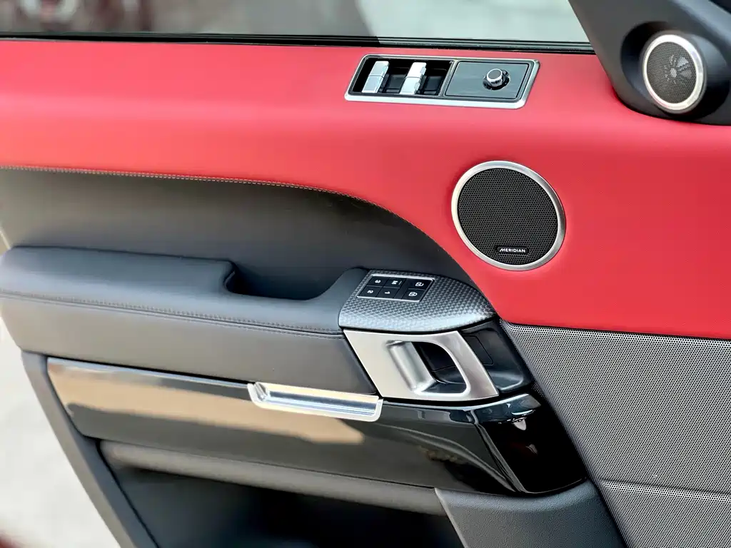 Land Rover Sport — миниатюра 17