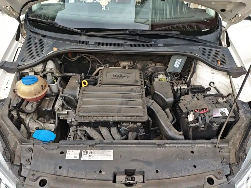 Volkswagen Santana — миниатюра 11