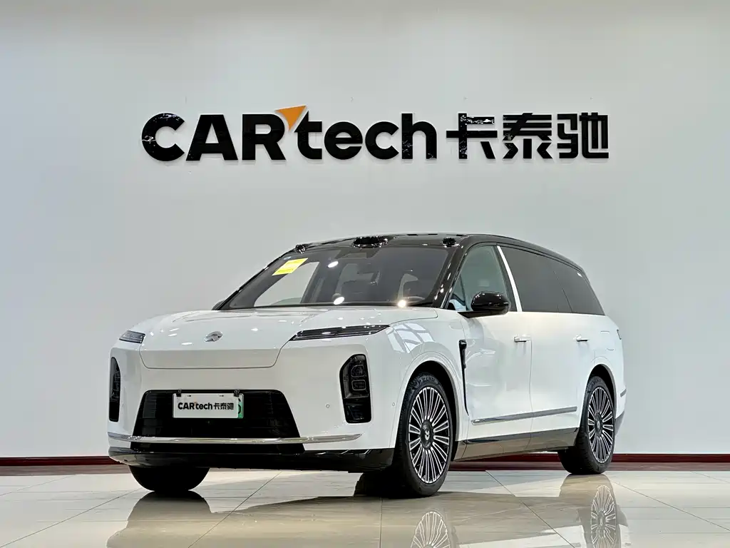 NIO ES8